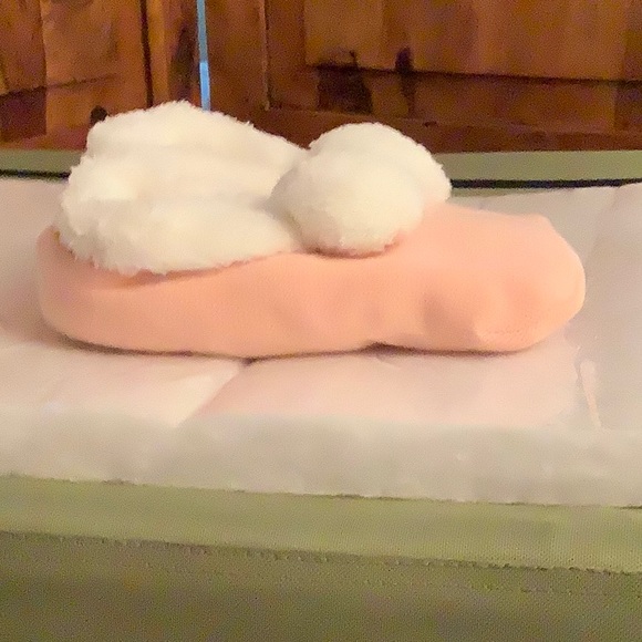 NWT Gymboree Girls Petal Pink Pom-Pom Slippers S M L - Picture 6 of 10